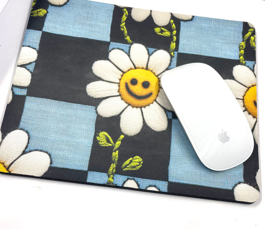 Daisy Check Mousepad